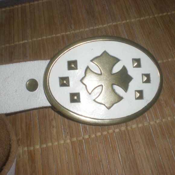 GUESS   Brand  White   Leather    Belt  Vintage  46" - Picture 1 of 4